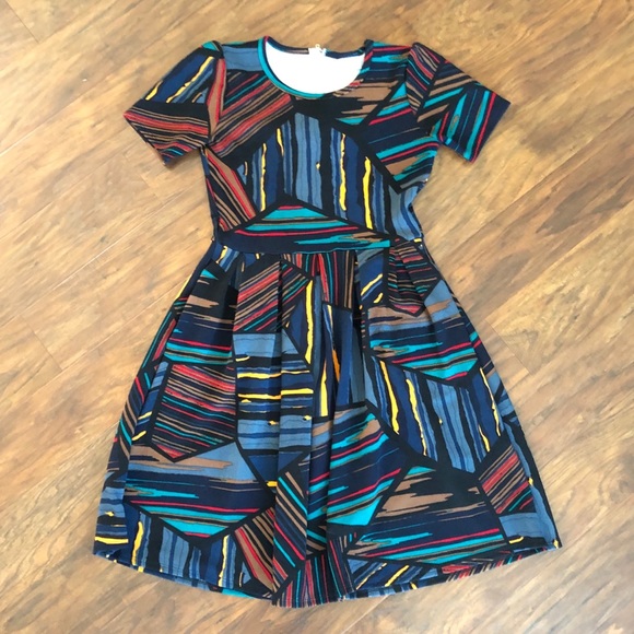 LuLaRoe Dresses & Skirts - LuLaRoe Amelia Multicolor Dress with Pockets Small